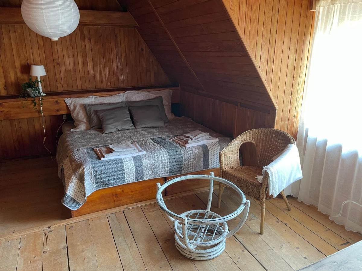 Roznow Domek Pod Zamkiem Exteriör bild